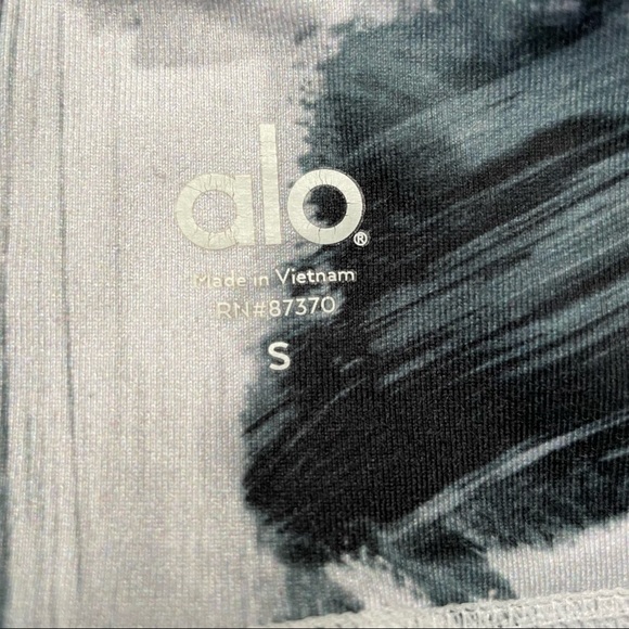 Alo Yoga Leggings Airbrush Modernist Paint Brush Splatter Neutral Gray - Picture 4 of 8